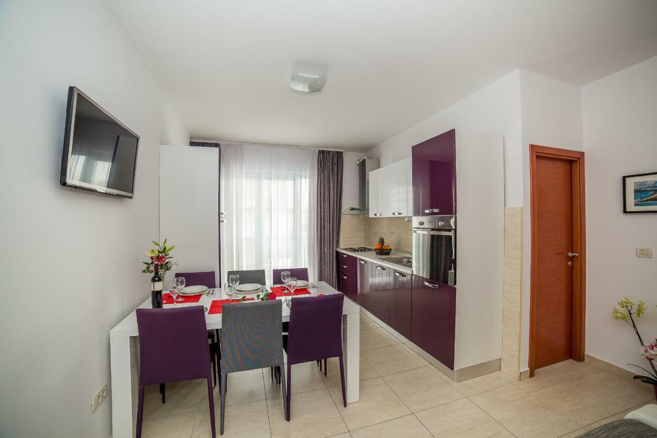 Apartments Mario Migros Makarska Exterior photo